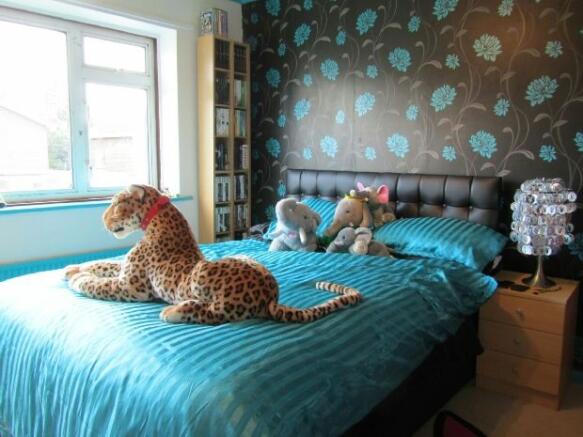 BEDROOM 1 FRONT