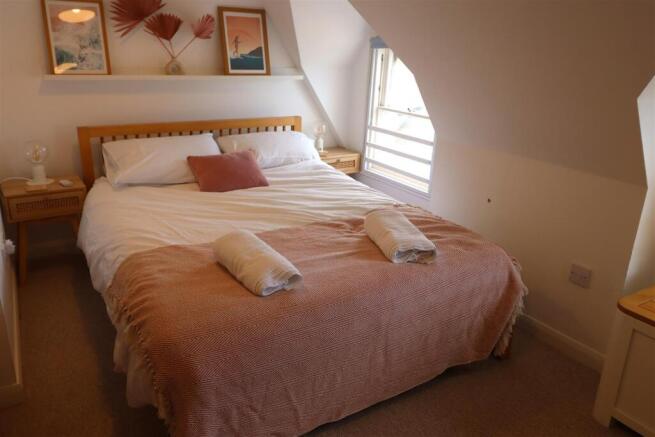 Bedroom.JPG