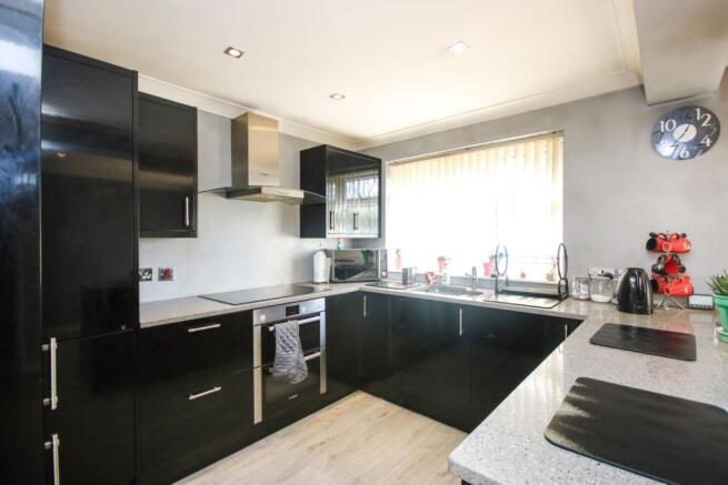 Kitchen/Breakfast