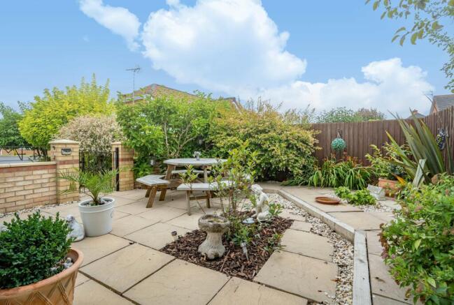 Garden at Front
