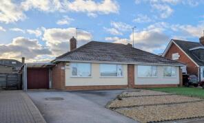 33, Denham Close, Gloucester GL4 0SF
