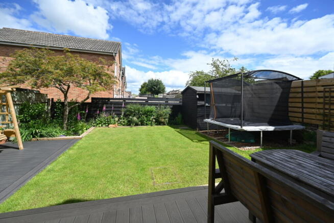 4 bed Detached for sale Image 4