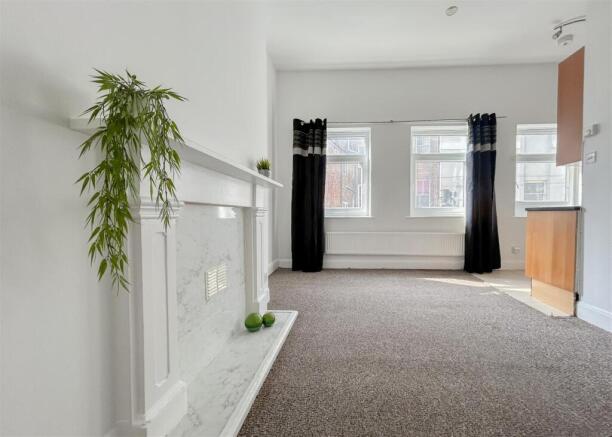 Living room / Kitchen