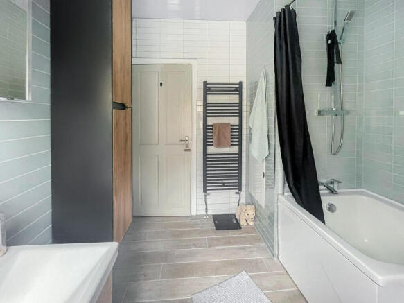 2 bed Terraced for sale Image 12