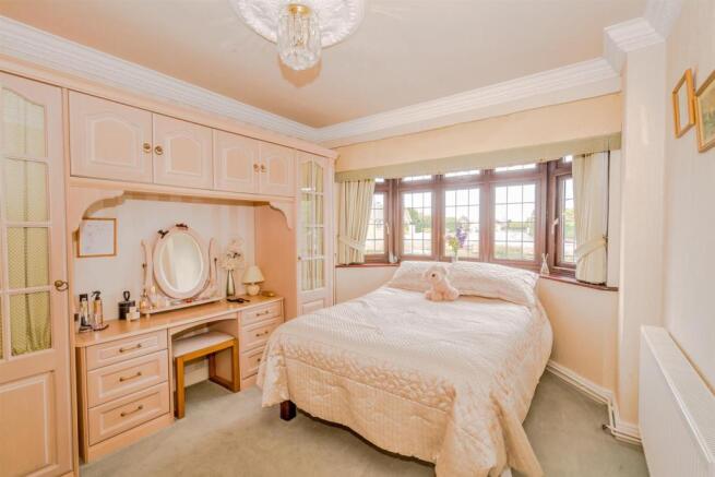 Sanstone Road, Walsall, WS33SF-4.jpg