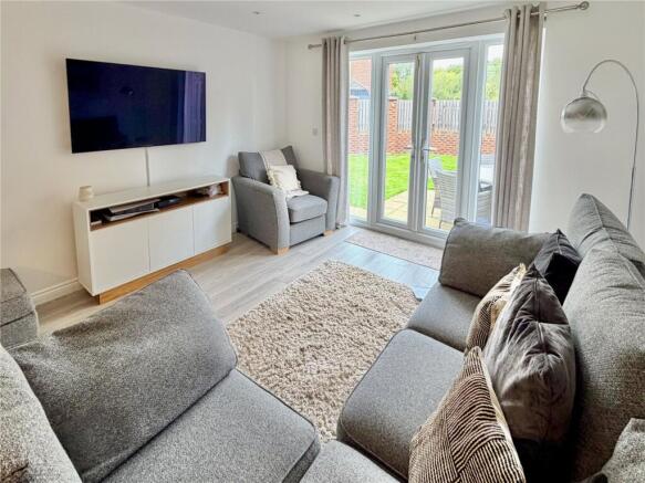 3 bed Semi-Detached for sale Image 7