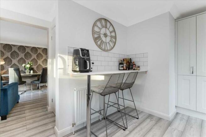 Breakfasting Kitchen