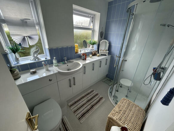 oldarmoryshower