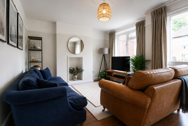 Living Room 4.png