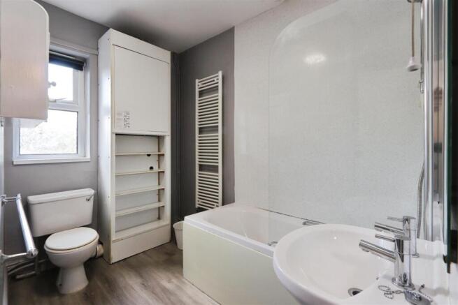 5 bed Terraced for sale Image 10