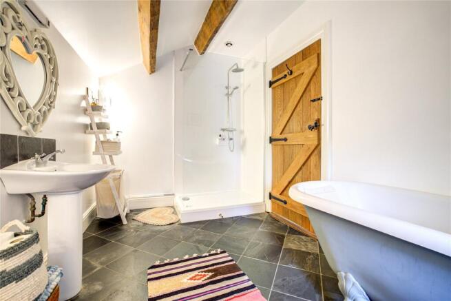 House for sale Image 12