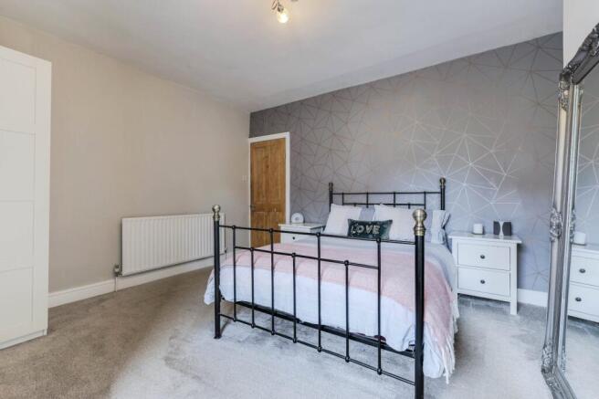 2 bed Terraced for sale Image 8