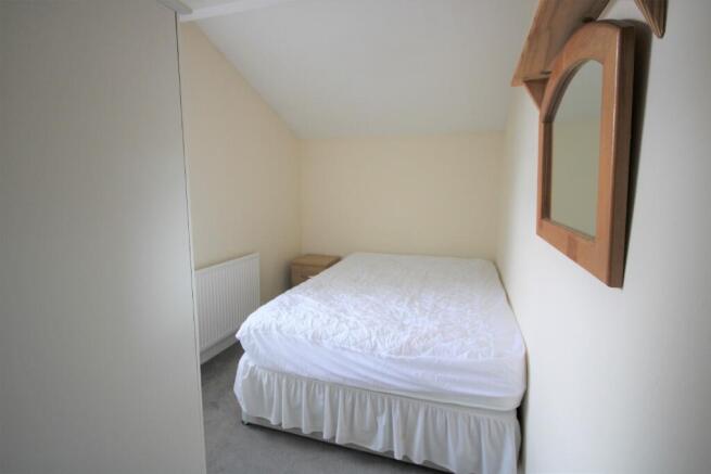 4 bed End of Terrace to rent Image 5