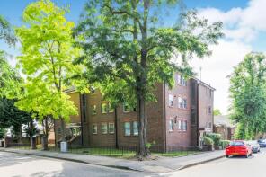6, Meudon Court, Grove Road, Surbiton KT6 4BD