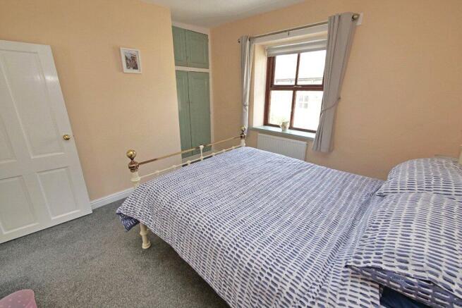 2 bed Terraced for sale Image 6