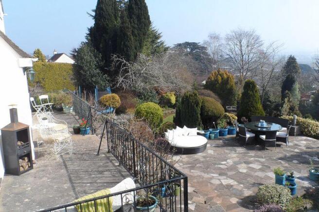 Raised Rear Terraces