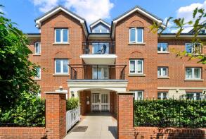 Flat 34, 7 9 Greenwood Court, The Parade, Epsom KT18 5DP