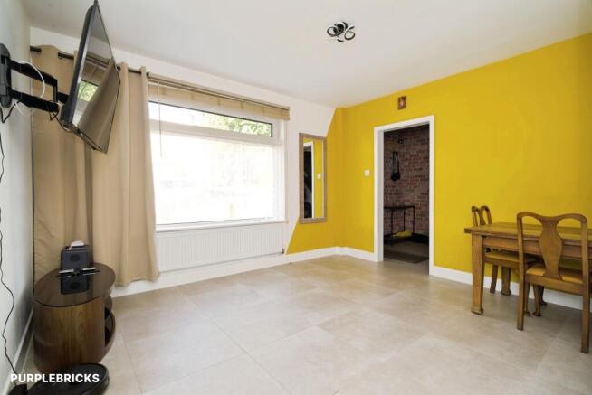 2 bed Semi-Detached for sale Image 8