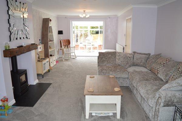 lounge & dining room