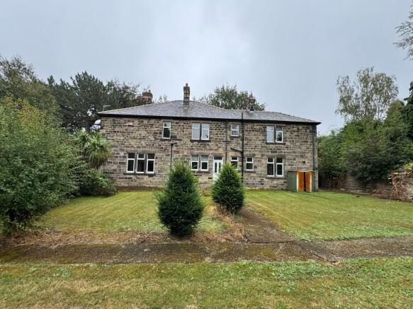 6 bed Detached for sale Image 6