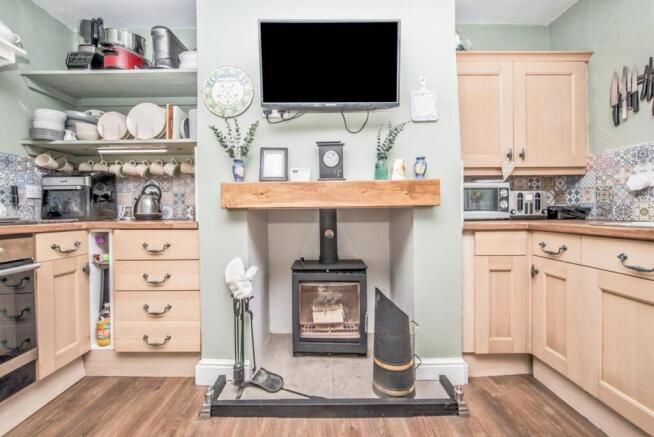 2 bed Terraced for sale Image 10