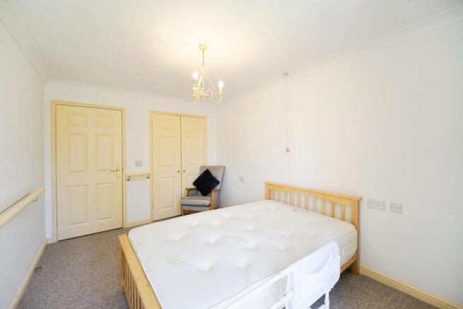 1 bed Apartment for sale Image 6