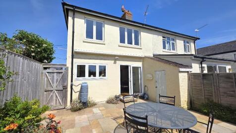 Newlands, St Helens, Isle of Wight, PO33 1TU