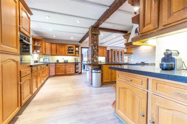 Kitchen / Breakfast