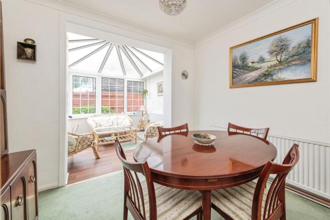 3 bed Detached for sale Image 8