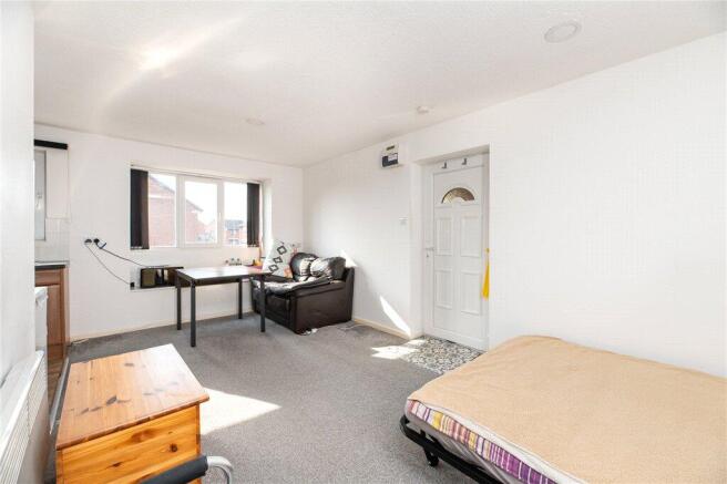 1 bed Apartment for sale Image 2