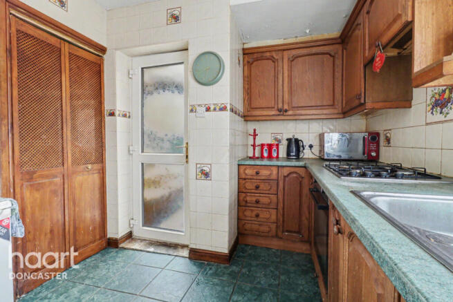 2 bed Semi-Detached for sale Image 8