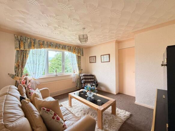 2 bed Apartment for sale Image 11