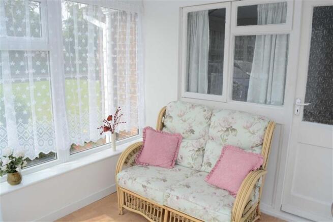 Side sun room