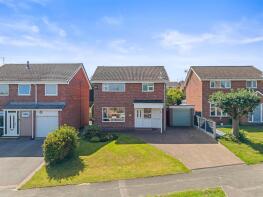 8, Breckland Road, Chesterfield S40 3LJ