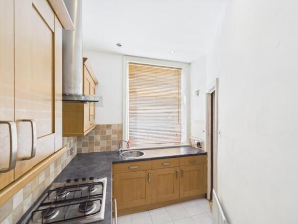 2 bed Semi-Detached for sale Image 6