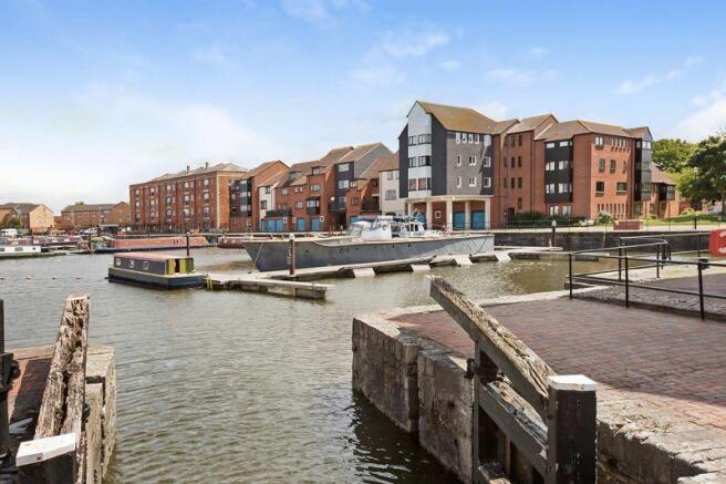 Docks
