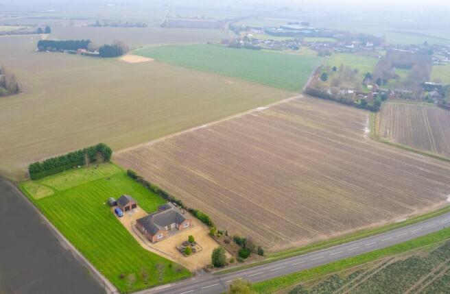 Station Road, Swineshead, PE20 photo 4