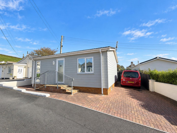 2-bed caravan on Braunton, £165,000