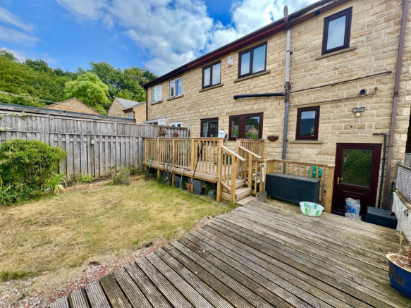 4 bed House for sale Image 4
