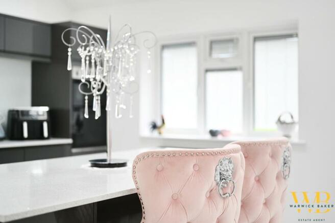 0D7925F5-6C1D-4EFD-9495-253DF7B015E8.jpg