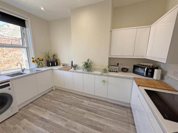 Kitchen.jpg