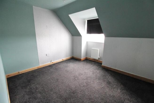 bedroom 5.JPG
