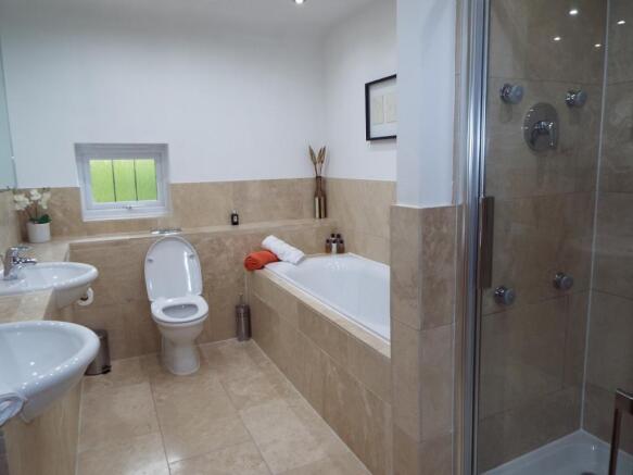Bedroom 1 Ensuite