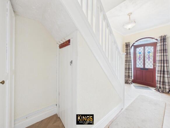 3 bed Semi-Detached for sale Image 8