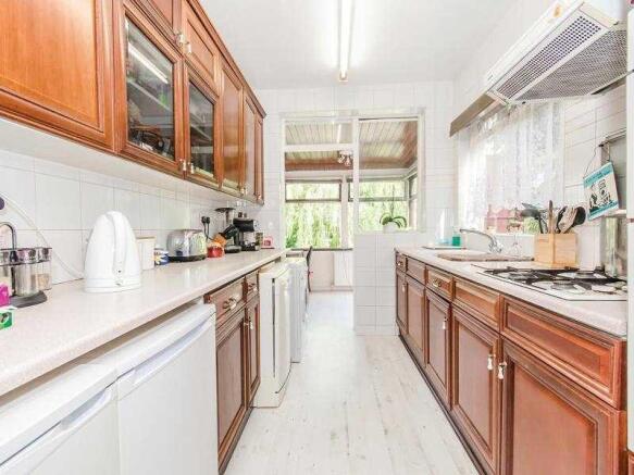 Kitchen b