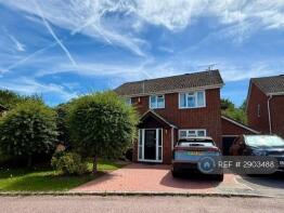 15, Cutbush Close, Reading RG6 4XA