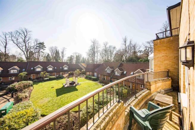 20-beech-court-willicombe (2).jpg