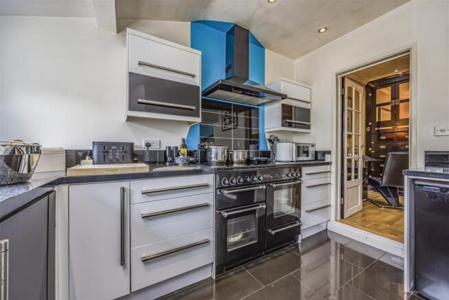 34 Shelford Road, Southsea-PorticoMarketing-SoldBy
