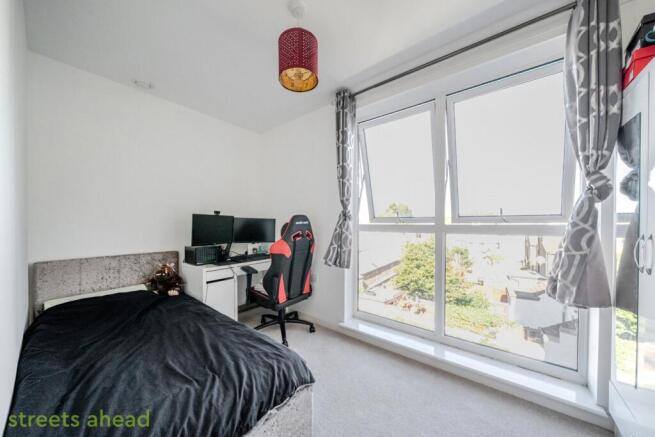 b02a0531-3d1f-478...