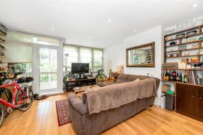 112, Camberwell Grove, London SE5 8RQ